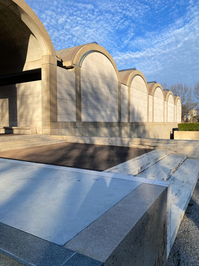 The simple, elegant shapes of the Kimbell Art Museum gscinparis